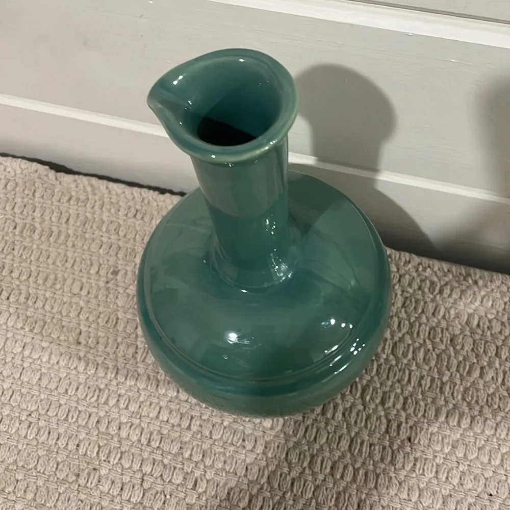 MINT Green Ceramic‎ Vase